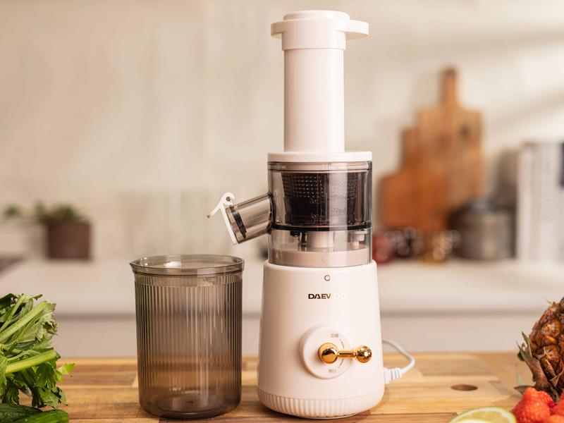 韓國DAEWOO冷壓活氧蔬果慢磨機