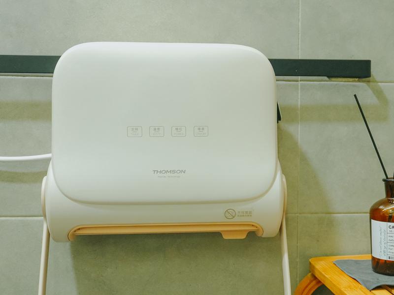 Thomson WIFI 石墨烯壁掛暖風機 （新型號：TM-SAW35FW ）
