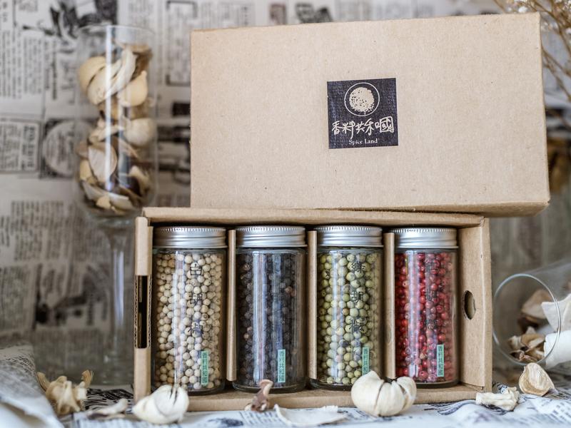 胡椒原粒四入禮盒